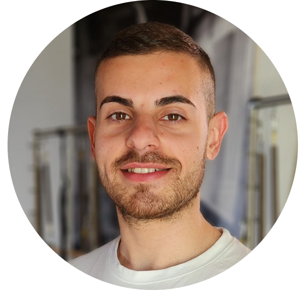 Ernesto, istruttore Pilates in Ticino, al Centro Pilates Locarno